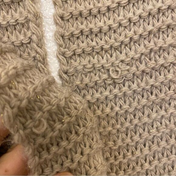 Tan beige gold sparkle thread made in Italy chunky knit scarf Shawl 10x88 - Picture 5 of 9